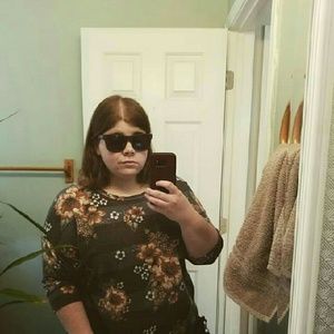 Meet your Posher, Tiffany